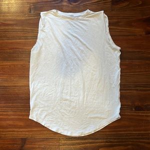 white lululemon shirt